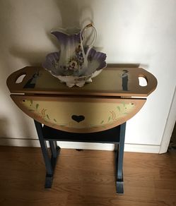 Drop Leaf Hall Table. Very Unique. Conversation Piece