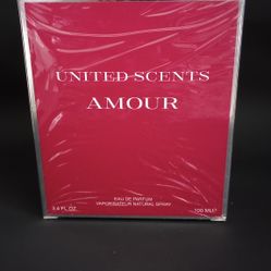 Amour Perfume Spray