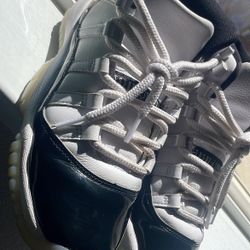 Jordan 11s 