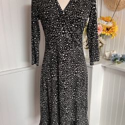 Leota Perfect Wrap Black Gray Cheetah