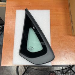 19-23 Kia Forte Quarter Panel Glass Left Side Quarter Panel Glass Lh
