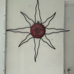 Set of 2 Decorative Sun Wall Art Pieces – Outdoor/Indoor Metal Décor