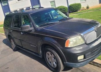 2004 Lincoln Navigator