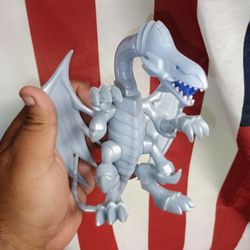 Yugioh 6" Blue Eyes White Dragon Figure w/o Missile, Kazuki Takahashi (1996)