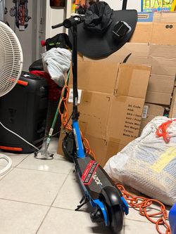 RAZOR E100 Scooter