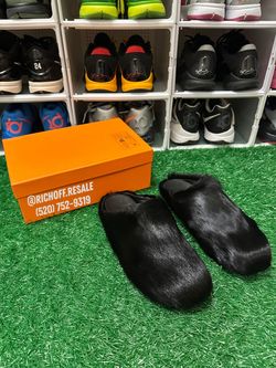 Marni Slippers Fuzzy Black