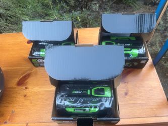 3 EGO BATTERIES/5.0ah/2 x 2.5ah