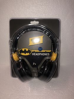 Batman Over the Ear Kids Safe Headphones  New in box