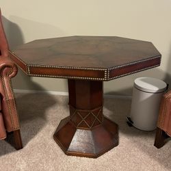 End Table   Perfect Condition  From Designer 