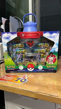 Pokémon GO Team Valor Special Collection Box Sealed Candela Promo 6 Booster Packs