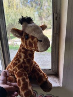 Giraffe stuffy