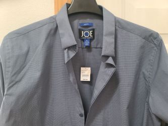 Joseph Abboud JOE Slim Fit Blue Button-Up Dress Shirt – New With Tags Men's XL Sharpen your wardrobe with this Joseph Abboud JOE slim fit dress shirt