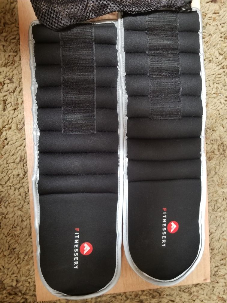 Fitnessery pair of 3lb Ankle weights