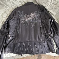 Harley Davidson Genuine Leather Women’s Jacket