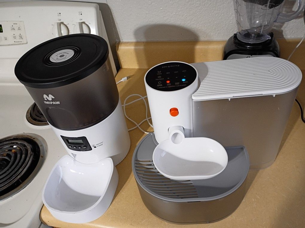 Dog N Cats Feeders. 1 Machine For Water 1. Machine For Food,All Products : American Fashion Style Bags On Sale