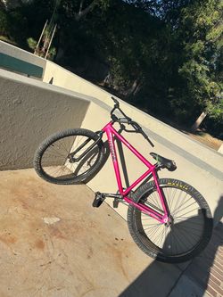 Pink fixed gear Throne 29’’