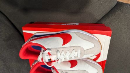 Nike Pacific
