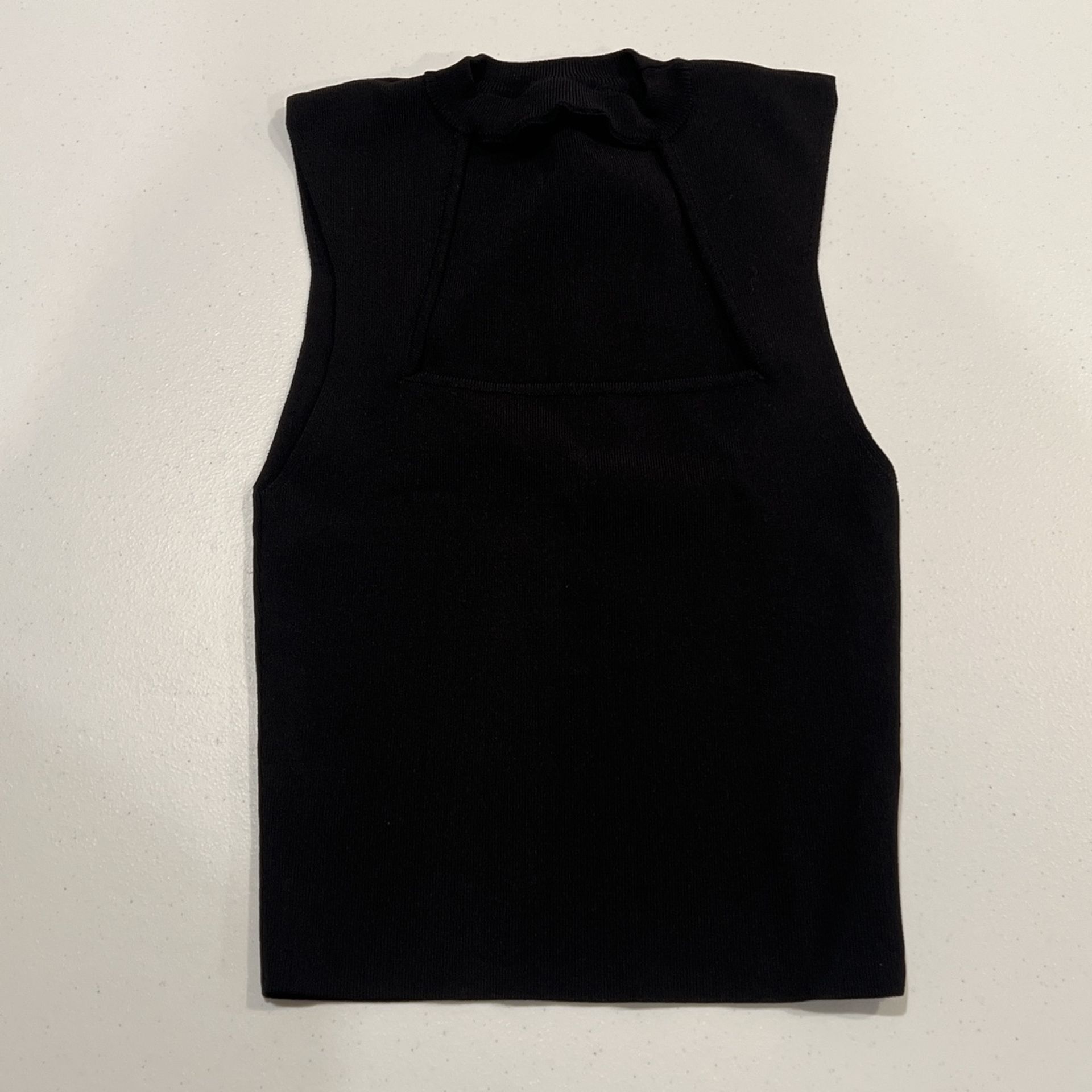 Black Tank