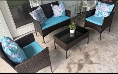 Brand New 4-piece rattan outdoor furniture set 