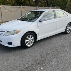 2011 Toyota Camry LE