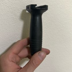 Front Grip