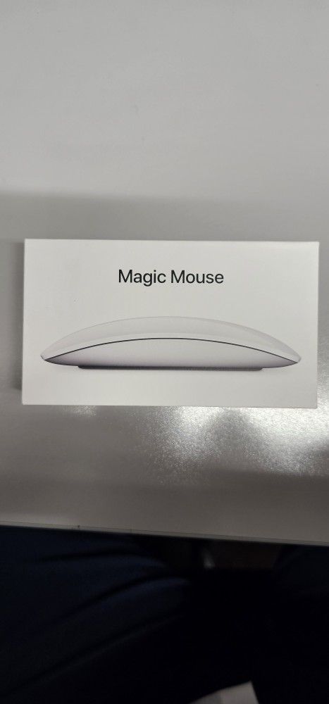 Brand New Magic Mouse (Apple)