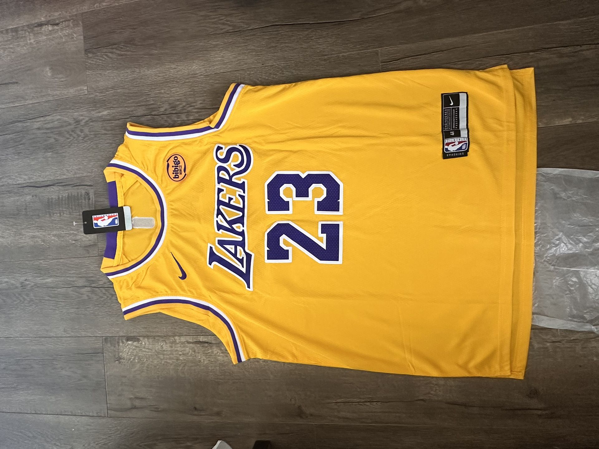 Lakers LeBron James Jersey