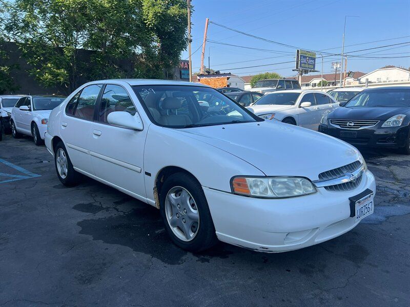 2001 Nissan Altima GXE