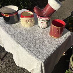 Planters 5 Different Christmas Styles