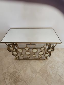 Sofa/ Decorative Table
