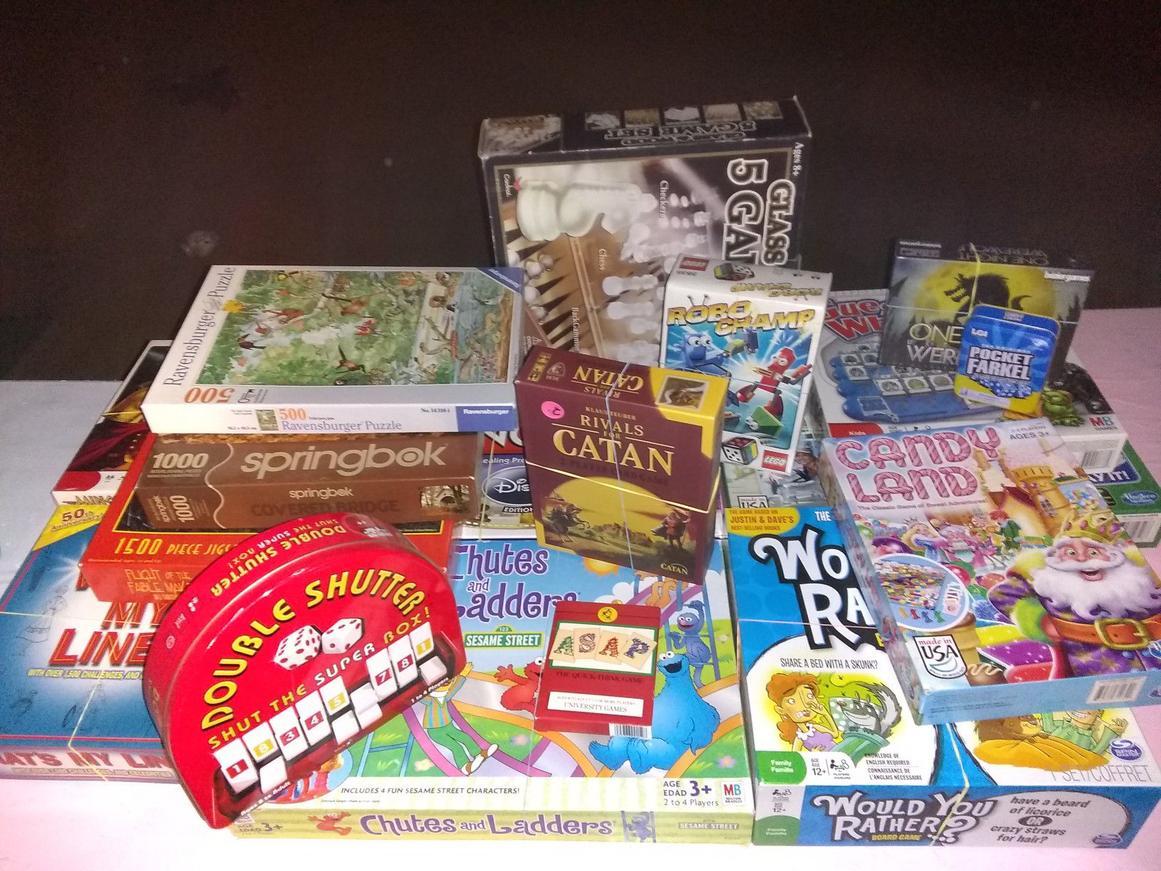 Game and puzzle lot