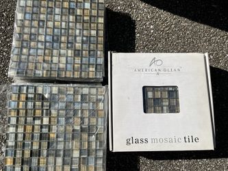 Polished Glass Mosaic Wall /Blacksplash Tile 12-in X 12-in ( 1-sq. ft. / piece)