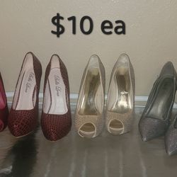 Clearance price $5 ea  High heels, pumps, dress shoes
... see photos for sizes.
Prom, wedding, quinceanera
Pick up in Harlingen near Walmart.