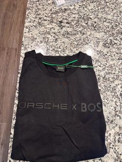 Playeras Hugo boss y Alo Yoga