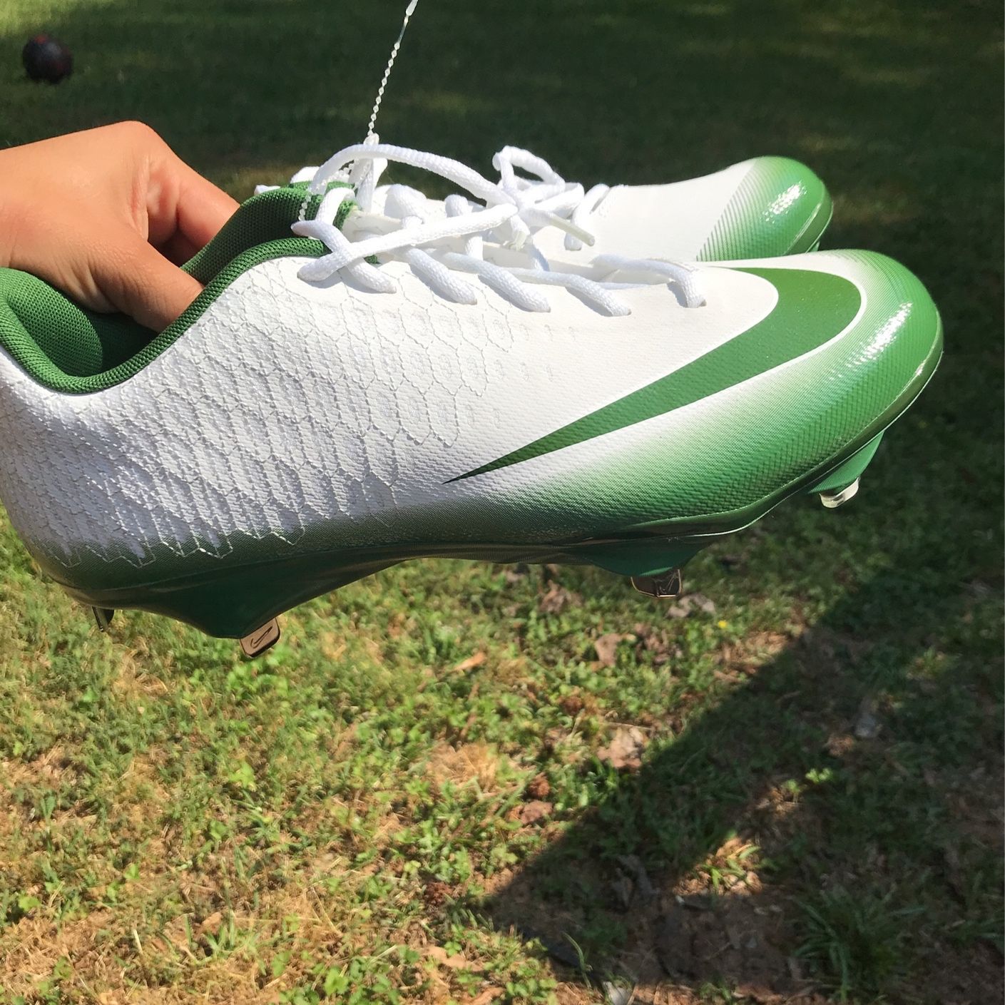 Green nike baseball cleats sales