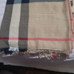 BURBERRY SHAWL 