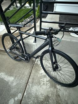 Luna Cycle stealth E-Bike