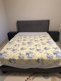 Queen bed set