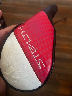 Taylormade stealth2  5 wood 18* with a ventusv TR FUJIKURA 5R shaft and head cover