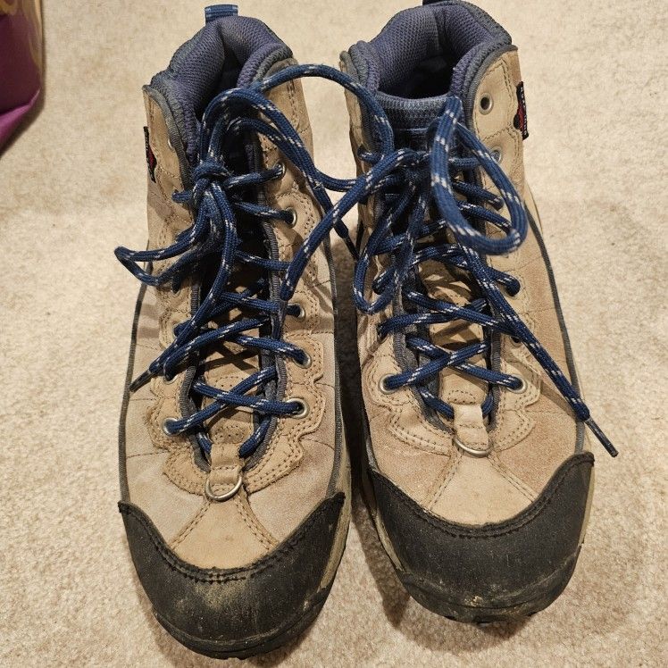 Women's Hiking Boots