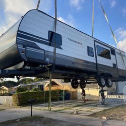 Sheds Relocated, Movemos Casita De Patio Container Rv Trailer Crane 