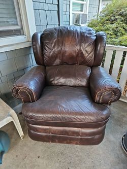 Leather recliner