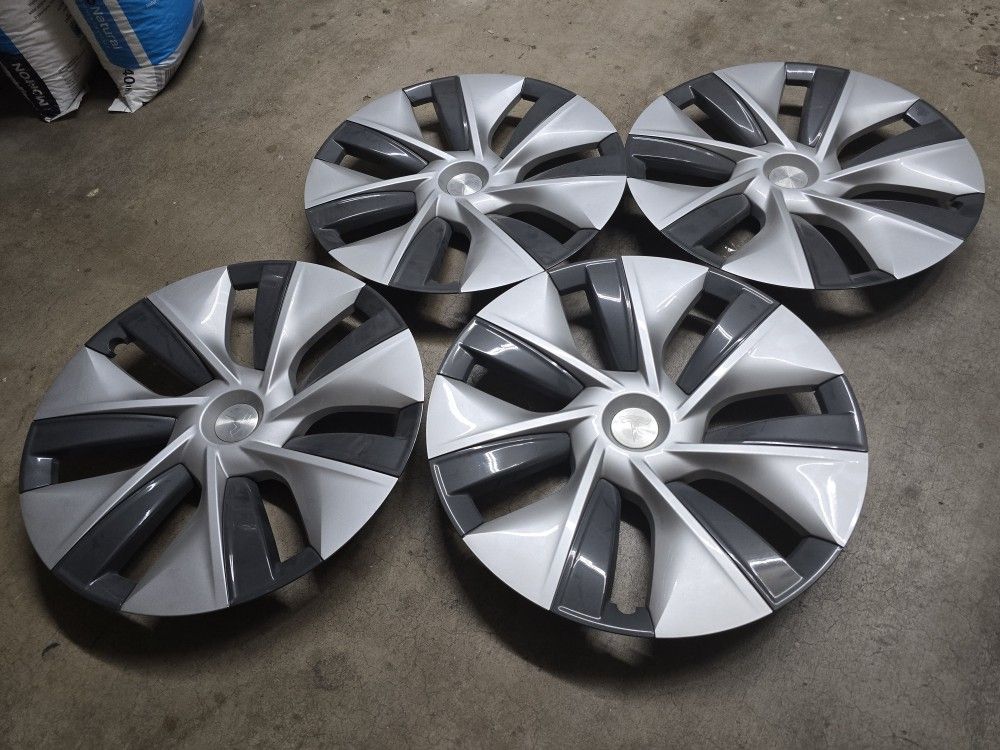 Set Of 4 Tesla Model Y Gemini Wheel Covers