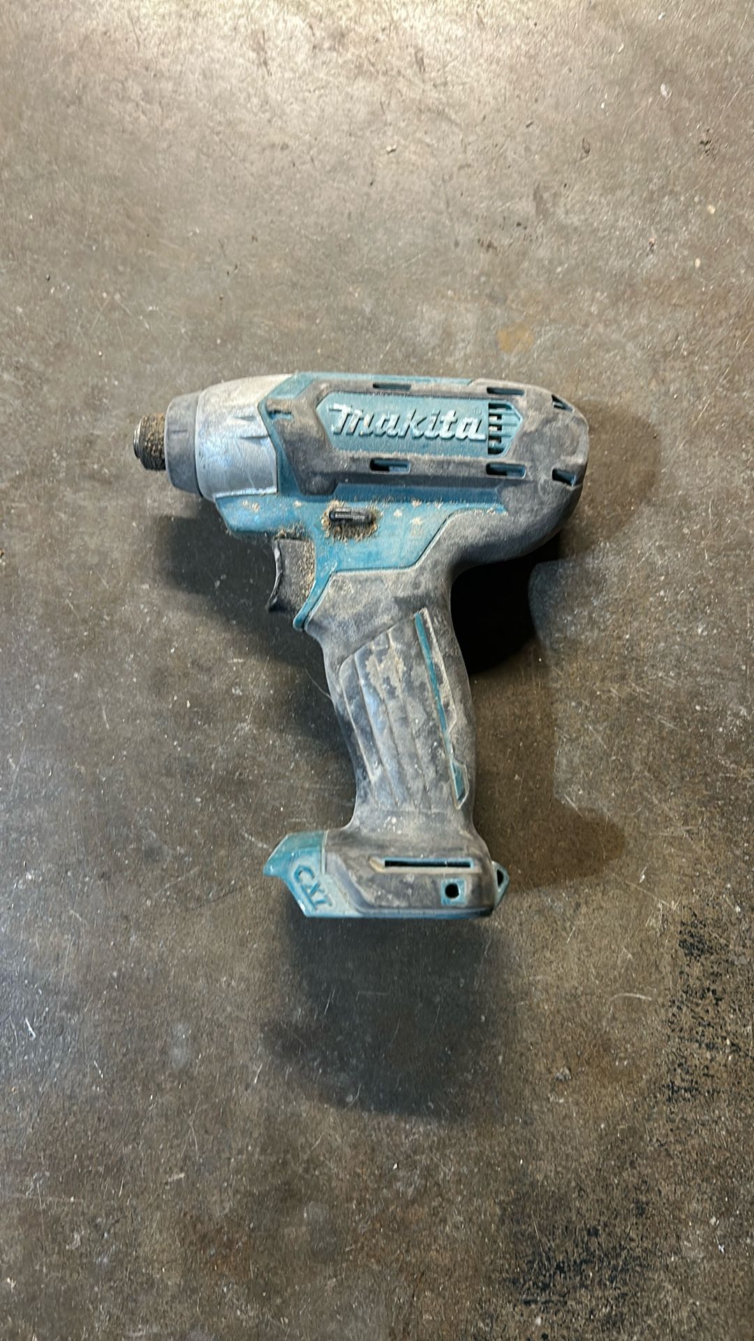 Makita 12V Impact Driver DT03 Drill With Battery & Clip