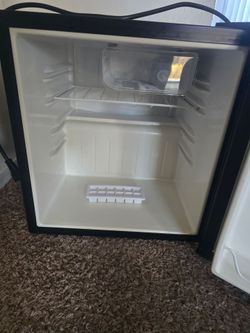 OFFICE  REFRIGERATOR