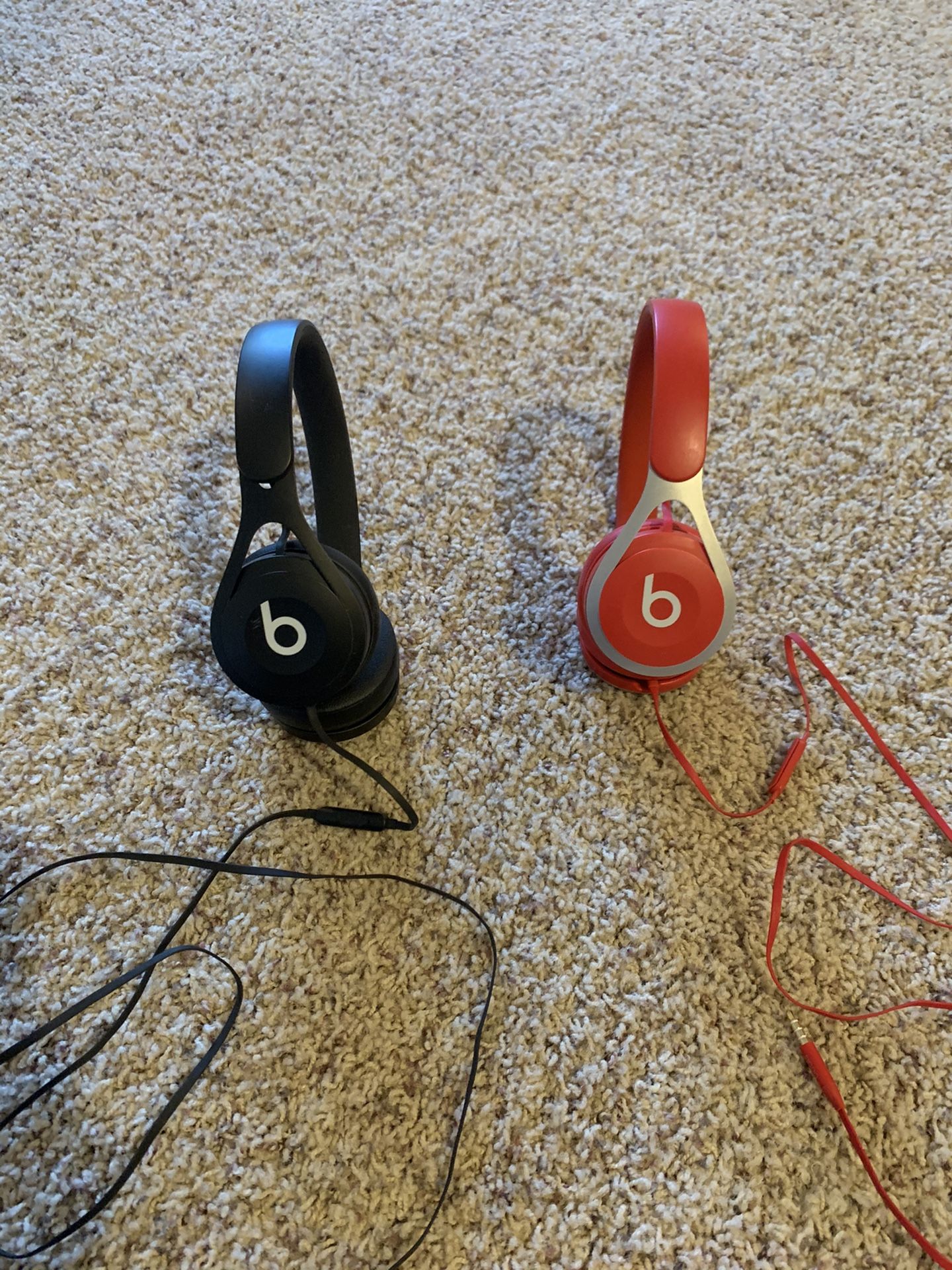 Beats by Dre wired headphones - like new