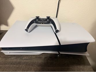 PlayStation 5 (disc edition slim)