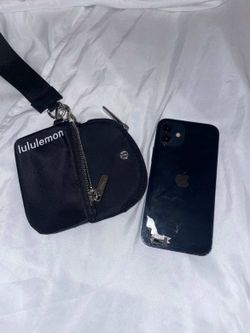Does anybody want to trade for a iPhone 15 or 16