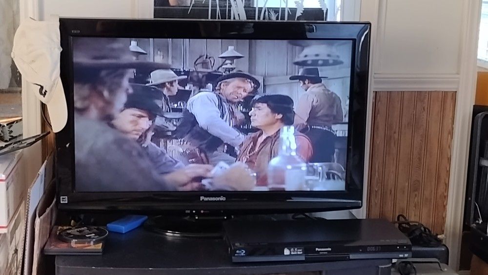LED Panasonic TV And Panasonic DVD Player