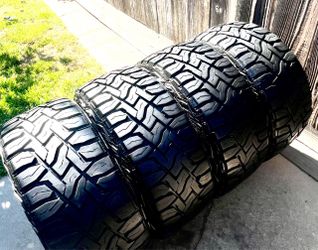 33x12.5r20 Toyo Open Country R/T 10 Ply Load E 70% Tread